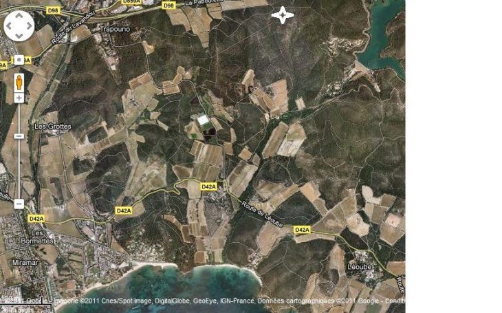 A vendre TERRAIN 18 269 M2 VUE MER LA LONDE LES MAURES