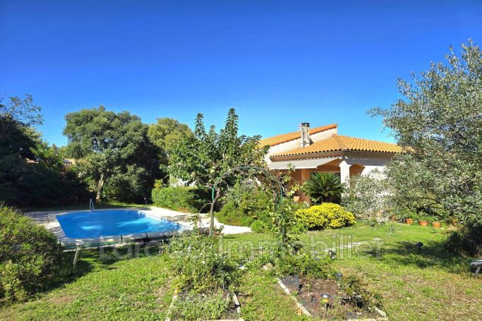 A vendre MAISON  4 PIECES 138 M2  SOREDE