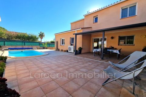 A louer MAISON  5 PIECES 127 M2  BROUILLA Village