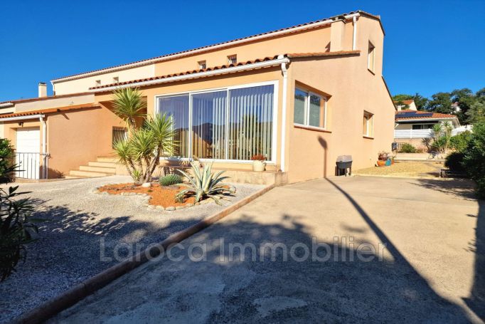 A louer MAISON  5 PIECES 127 M2  BROUILLA Village