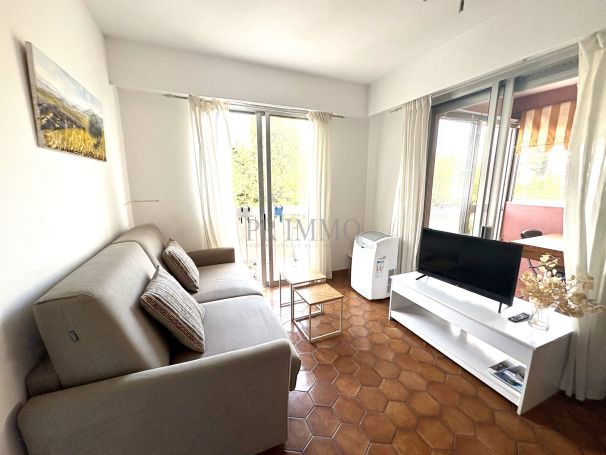 A louer APPARTEMENT T2 39 M2 BORD DE MER SAINTE MAXIME