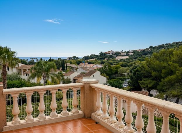 A louer MAISON  5 PIECES 180 M2 VUE MER LES ISSAMBRES
