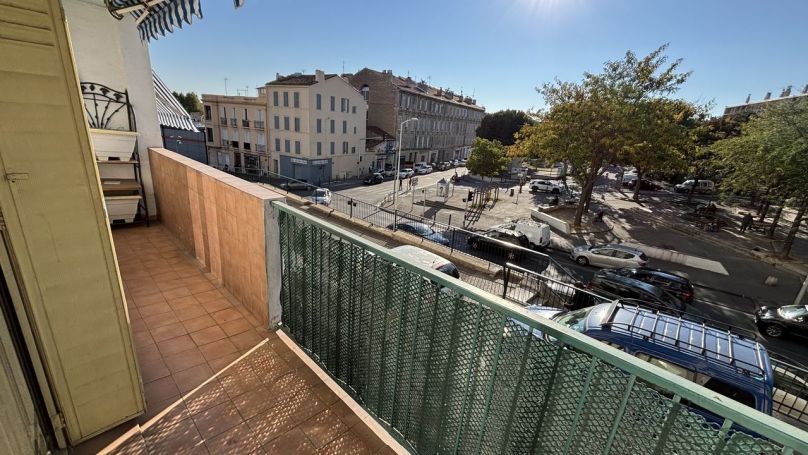 A louer APPARTEMENT T3 57 M2  MARSEILLE 15EME