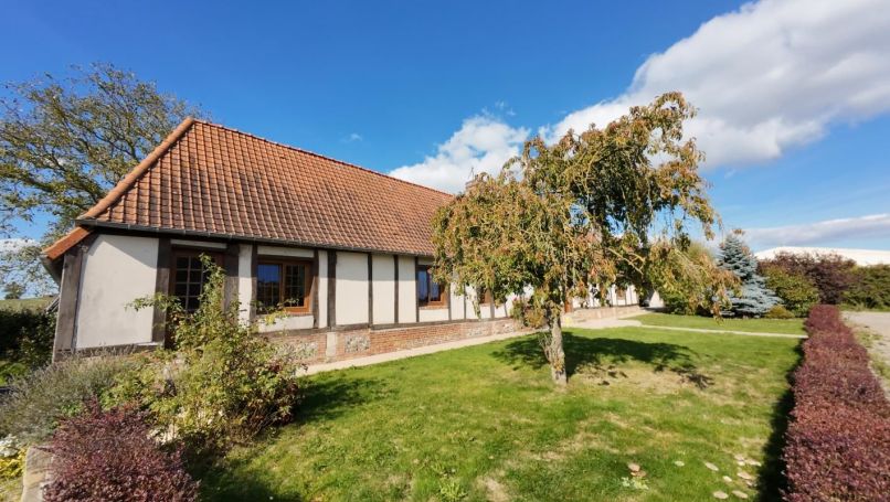 A vendre LONGèRE  5 PIECES 150 M2  ESCLAVELLES