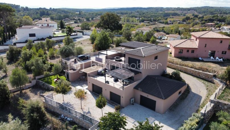 A louer MAISON  D'ARCHITECTE  DRAGUIGNAN