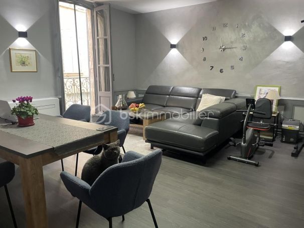 A louer APPARTEMENT T3 73 M2 TERRASSE  BEAUCAIRE