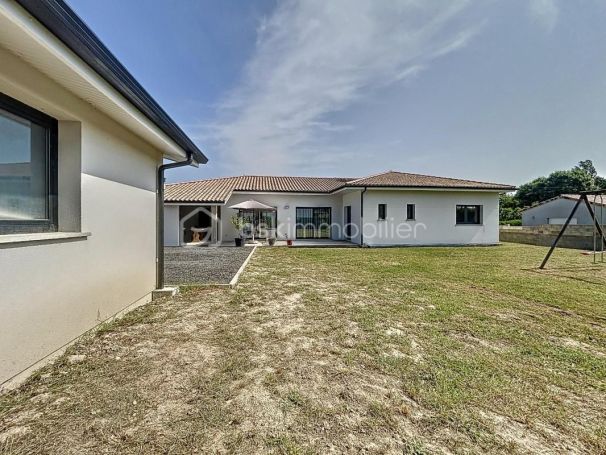 A louer MAISON  CONTEMPORAINE  CUBZAC LES PONTS