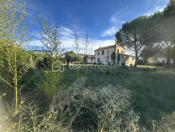 A vendre MAISON  7 PIECES 156 M2  SAINT MARTIN DE VALGALGUES