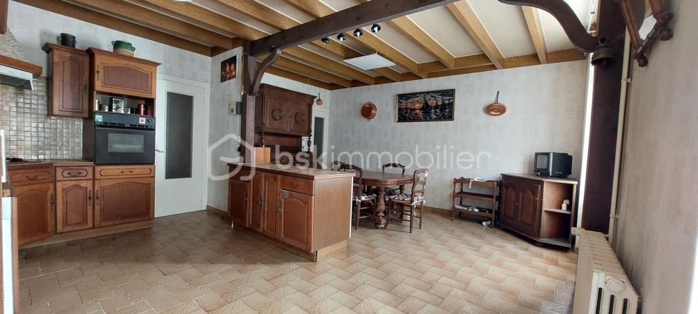 A louer LONGèRE  7 PIECES 187 M2  SAINT GIRONS D AIGUEVIVES