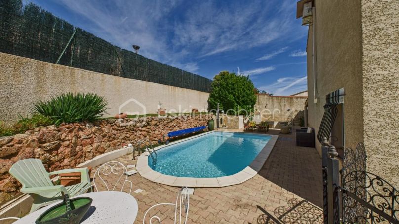 A vendre MAISON  8 PIECES 153 M2  PUISSERGUIER