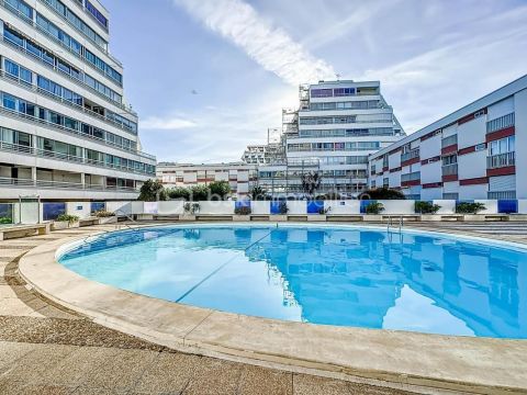 A louer STUDIO 14 M2 BORD DE MER LA GRANDE MOTTE