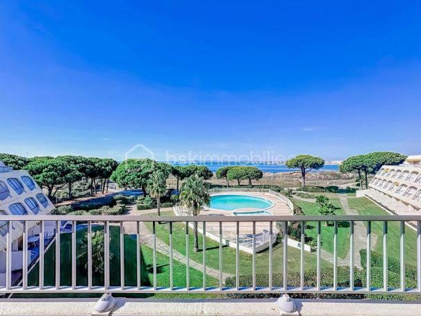 A louer APPARTEMENT DE PRESTIGE T3 70 M2 TERRASSE VUE MER LE GRAU DU ROI