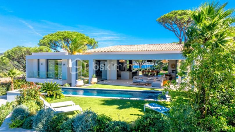 A vendre MAISON  9 PIECES 395 M2 VUE MER SAINTE MAXIME