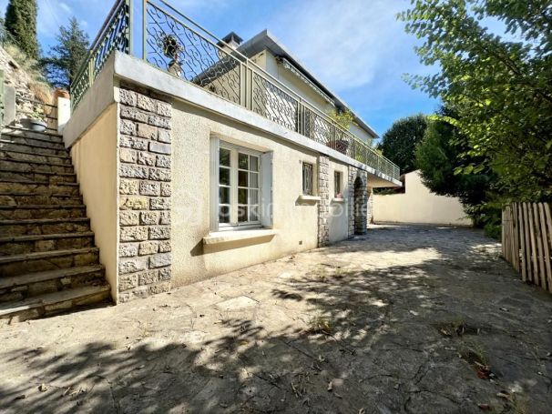 A louer MAISON  DE MAîTRE  NIMES