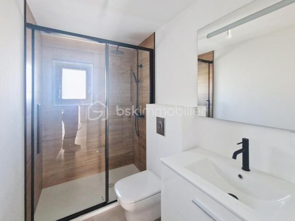A louer APPARTEMENT T3 46 M2 TERRASSE BORD DE MER ROGNAC