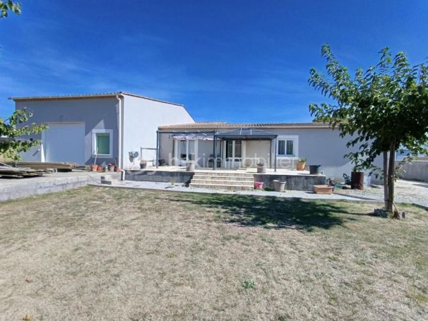 A vendre MAISON  4 PIECES 130 M2  GIGEAN