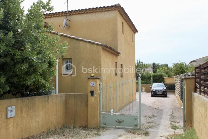 A louer MAISON  4 PIECES 100 M2  BRIGNOLES