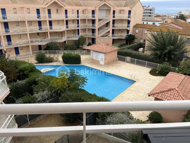 A louer APPARTEMENT DUPLEX T5 63 M2 TERRASSE BORD DE MER VALRAS PLAGE
