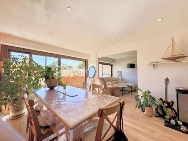 A louer APPARTEMENT T5 81 M2 TERRASSE BORD DE MER LE CANNET