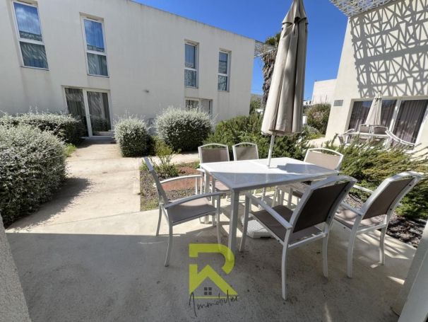 A vendre APPARTEMENT  41 M2 TERRASSE BORD DE MER LE CAP D AGDE