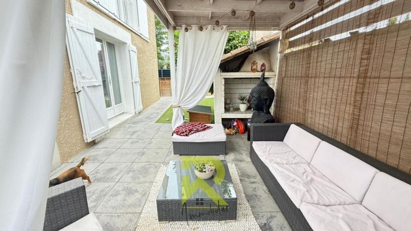 A vendre MAISON  5 PIECES 108 M2 BORD DE MER AGDE