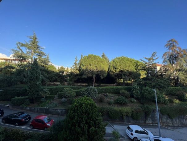 A louer APPARTEMENT T2 49 M2 TERRASSE BORD DE MER NICE