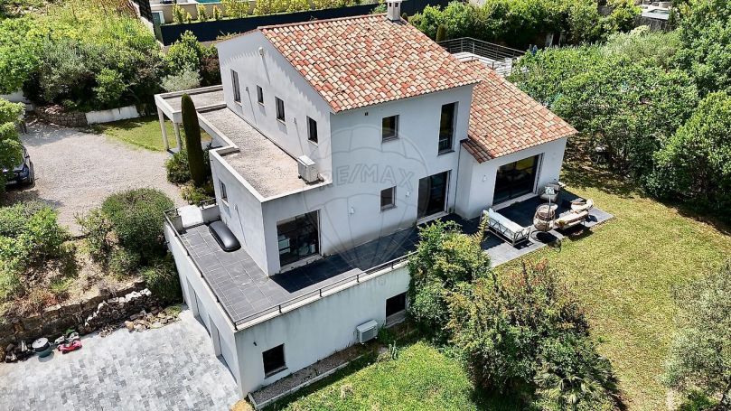 A louer MAISON  CONTEMPORAINE  VALBONNE