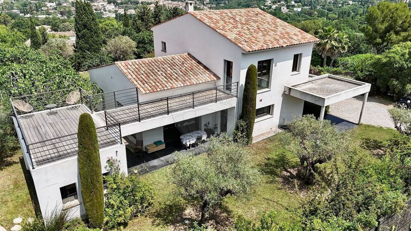 A louer MAISON  CONTEMPORAINE  VALBONNE