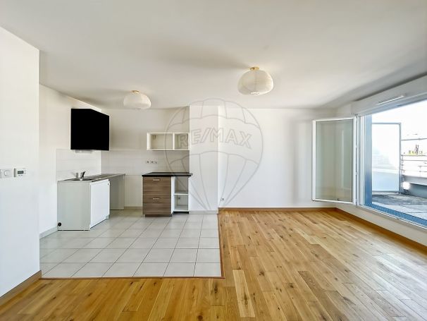 A louer APPARTEMENT T2 43 M2 TERRASSE  NANTES