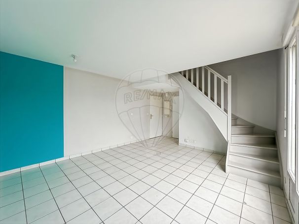A louer APPARTEMENT DUPLEX T2 45 M2 TERRASSE  NANTES