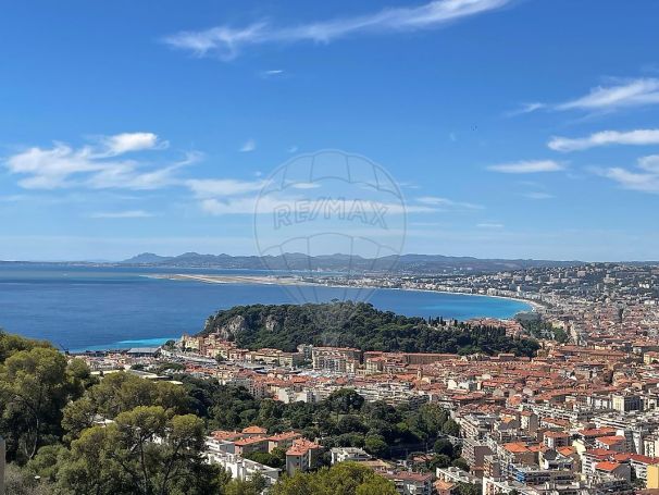 A louer APPARTEMENT DE PRESTIGE T3 84 M2 TERRASSE VUE MER NICE