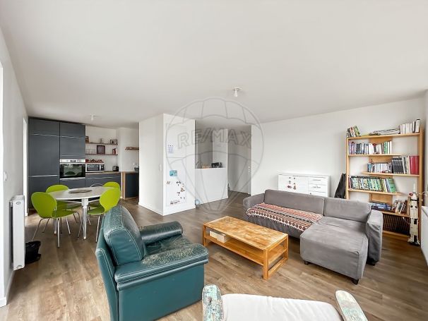 A louer APPARTEMENT T4 101 M2 TERRASSE  NANTES