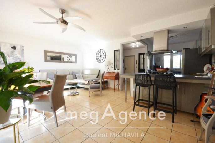 A vendre MAISON  4 PIECES 87 M2 BORD DE MER BEZIERS
