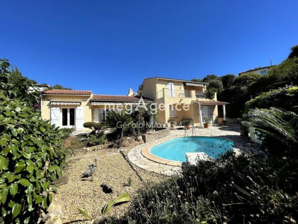A louer MAISON  5 PIECES 130 M2 VUE MER LA CROIX VALMER