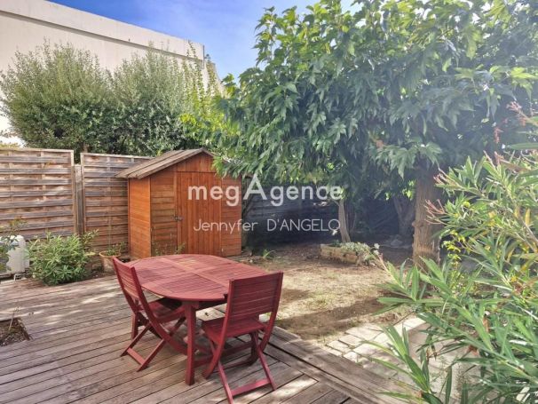 A louer APPARTEMENT T2 42 M2 TERRASSE BORD DE MER LA CIOTAT