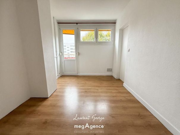 A louer APPARTEMENT T2 40 M2  BIHOREL