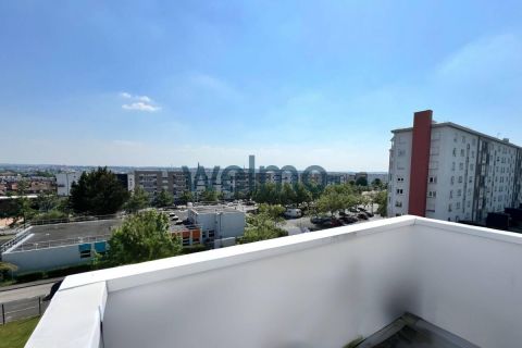 A louer APPARTEMENT T4 70 M2  AMIENS