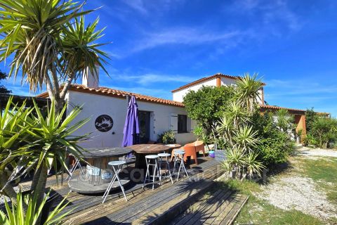 A louer MAISON 4 PIECES 154 M2 LAROQUE DES ALBERES Village