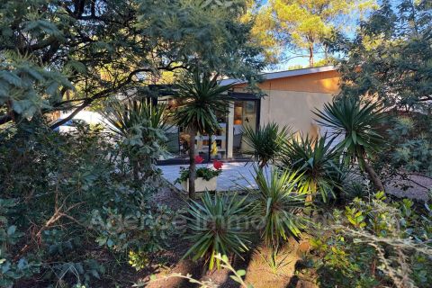 A vendre MAISON  1 PIECES 38 M2 BORD DE MER GRAYAN ET L HOPITAL