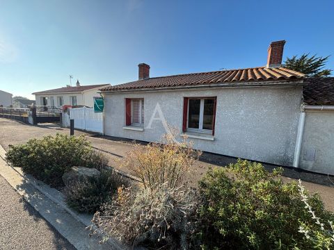 A vendre MAISON  3 PIECES 85 M2 BORD DE MER LONGEVILLE SUR MER