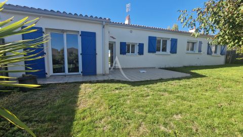 A vendre MAISON  6 PIECES 138 M2 BORD DE MER TALMONT SAINT HILAIRE