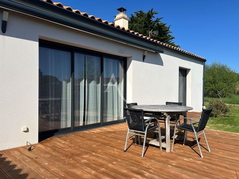 A vendre MAISON  4 PIECES 85 M2 BORD DE MER TALMONT SAINT HILAIRE