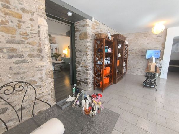 A vendre MAISON  2 PIECES 91 M2 BORD DE MER TALMONT SAINT HILAIRE