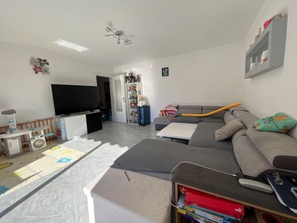 A louer APPARTEMENT T3 67 M2 TERRASSE BORD DE MER CAGNES SUR MER
