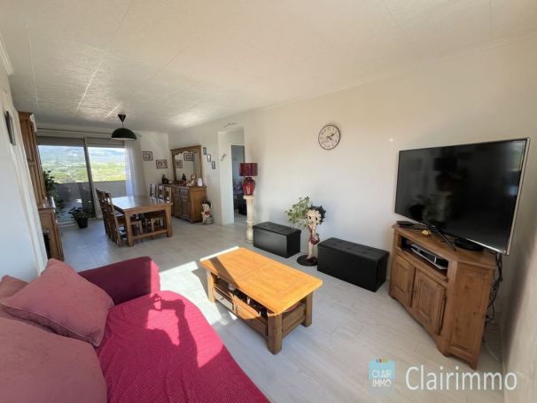 A louer APPARTEMENT T3 66 M2  MARSEILLE 13EME