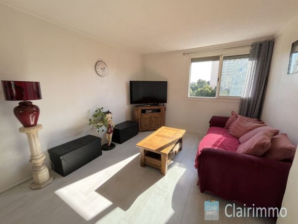 A louer APPARTEMENT T3 66 M2  MARSEILLE 13EME