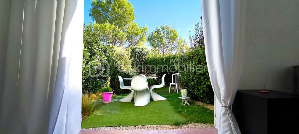 A louer APPARTEMENT T2 36 M2 TERRASSE  MALLEMORT