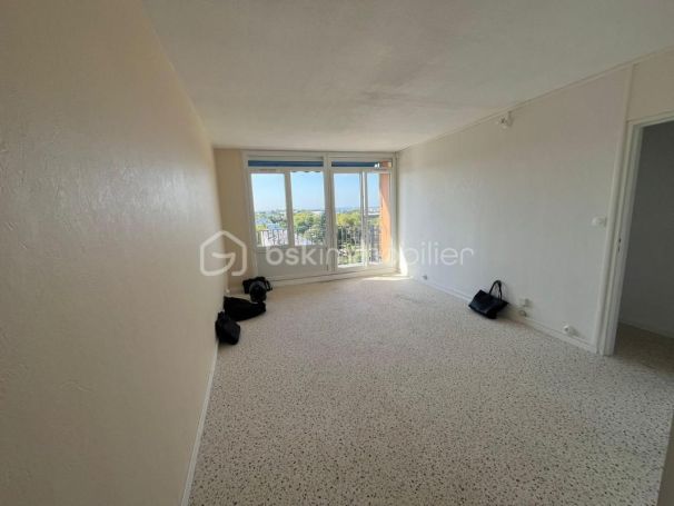 A louer APPARTEMENT T3 63 M2  CENON