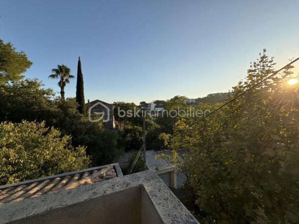 A louer APPARTEMENT T2 34 M2 TERRASSE BORD DE MER LA SEYNE SUR MER