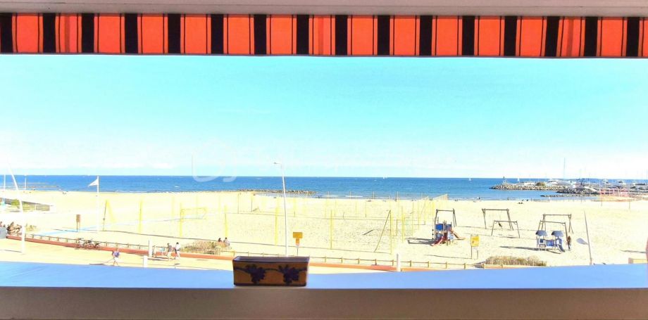A louer APPARTEMENT T3 58 M2 TERRASSE PIEDS DANS L'EAU PALAVAS LES FLOTS